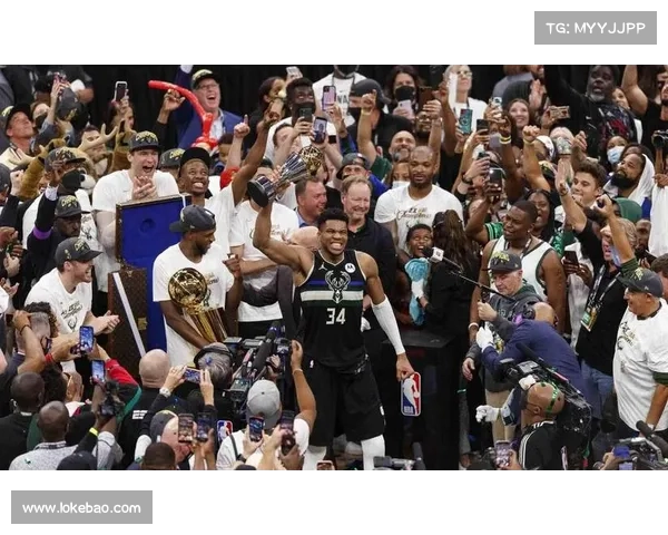 NBA总冠军之争:哪支球队能捧得最后荣耀? NBA总冠军之争:哪支球队能捧得最后荣耀?